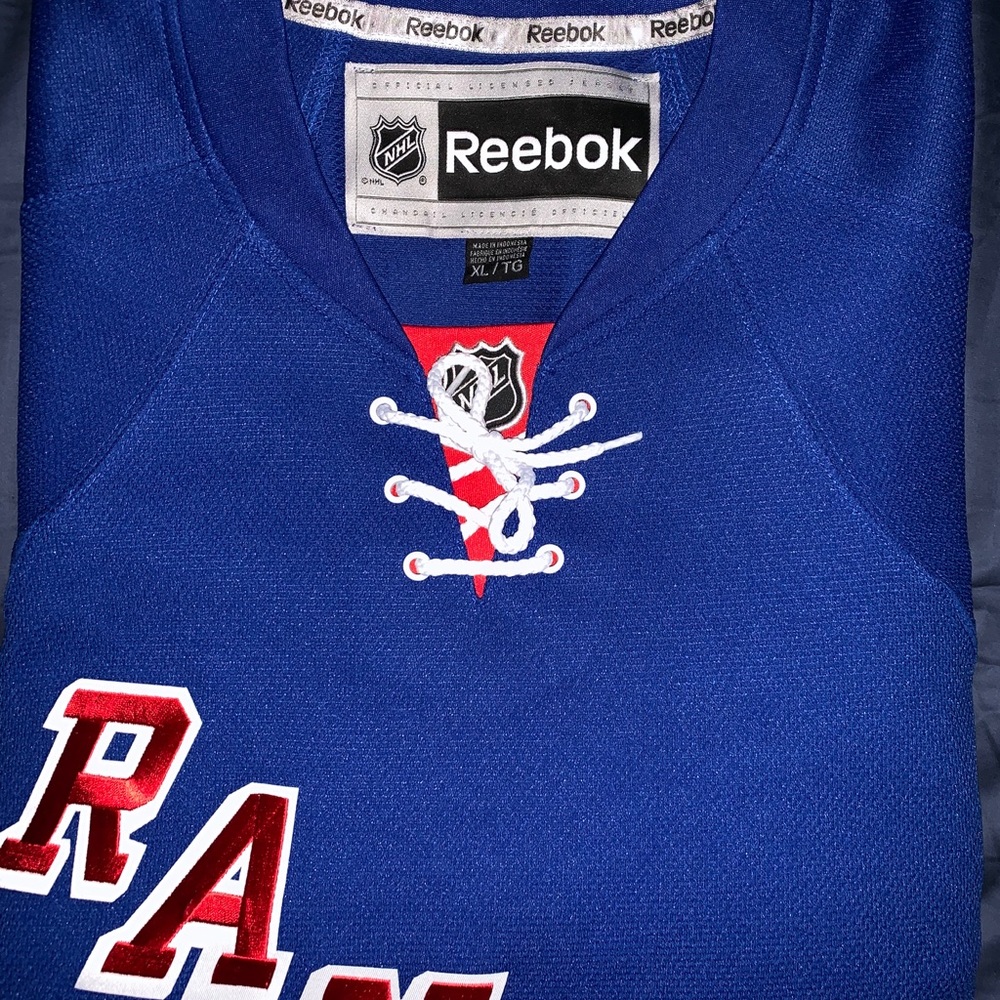 NHL Ny Rangers Officially Licensednameless) Jersey - Picture 3 of 5
